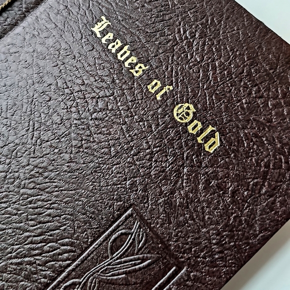 Vintage 1948 Spiritual Book, “Leaves Of Gold,” Edited By Clyde Francis Lytle - Picture 3 of 15